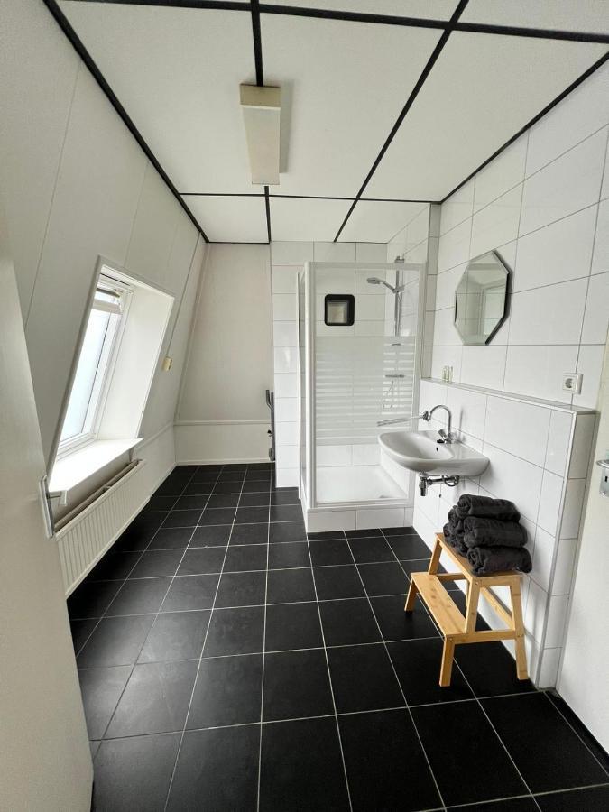 Hotel De Raket Rogat Екстериор снимка